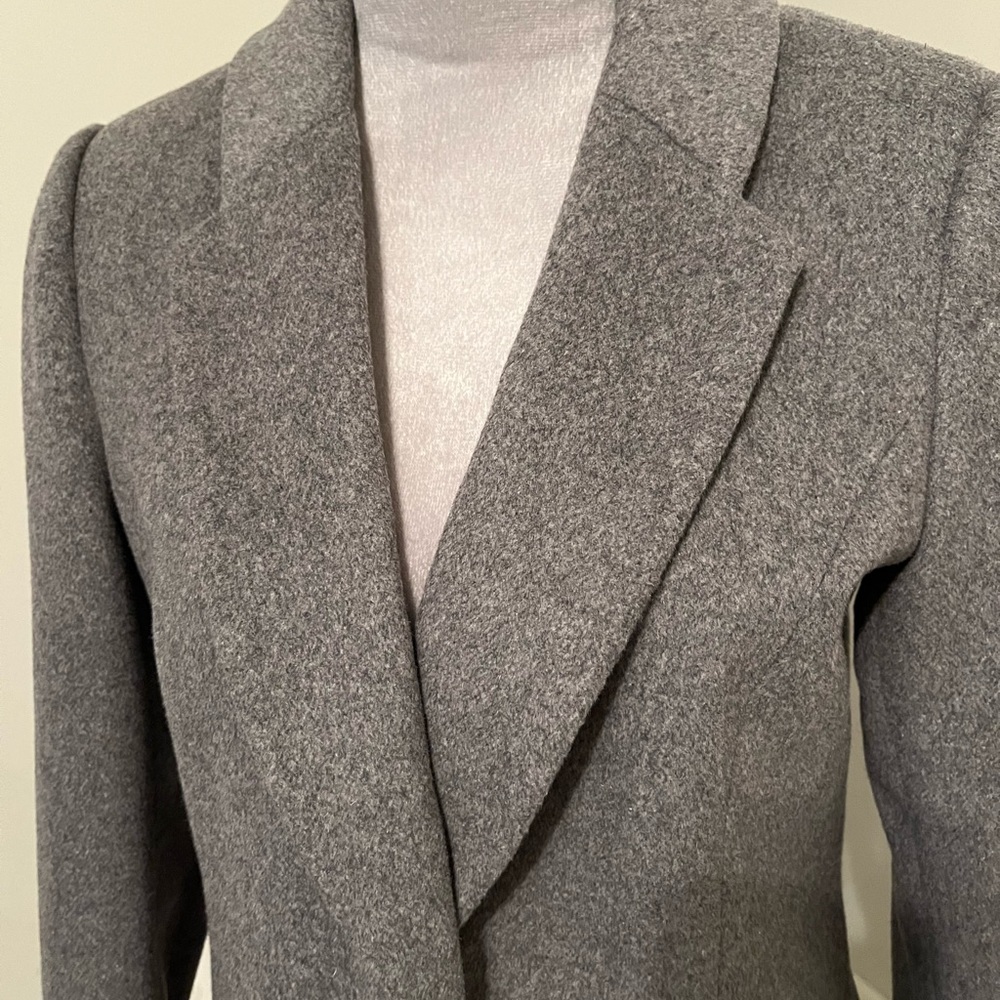 Wool coat - Picture 3 of 10